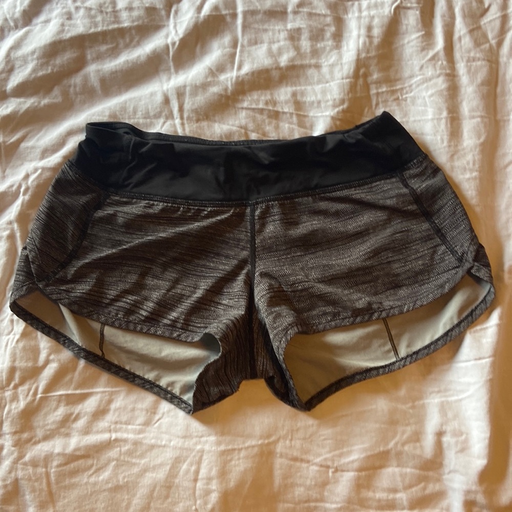 Lululemon shorts grey/black size 2
